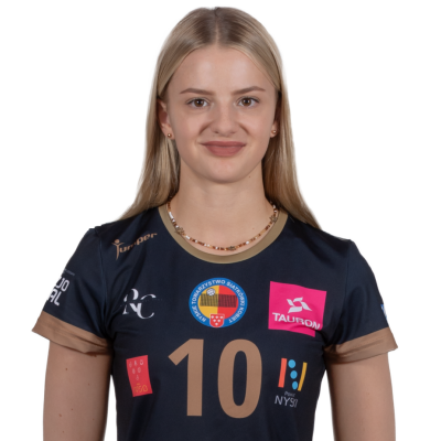 Karolina Halec 