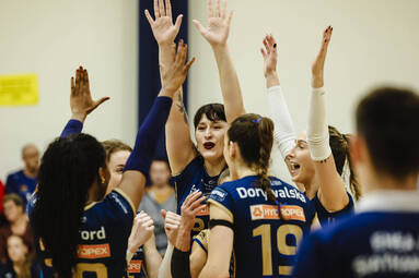 Siatkarski z Piły zwyciężyły w Gdańsku 1:3 [ZDJĘCIA]